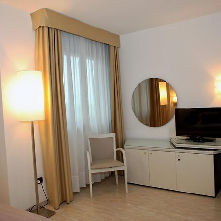 Mediterraneo Palace Hotel Ragusa Zewnętrze zdjęcie